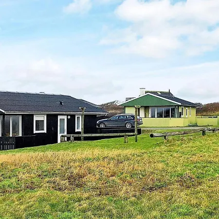 Holiday home Family Holiday Home By North Sea
