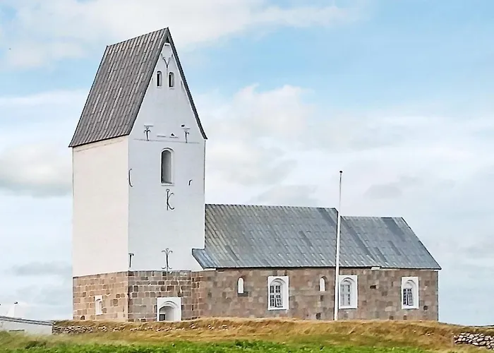 Family Holiday Home By North Sea Holiday home *